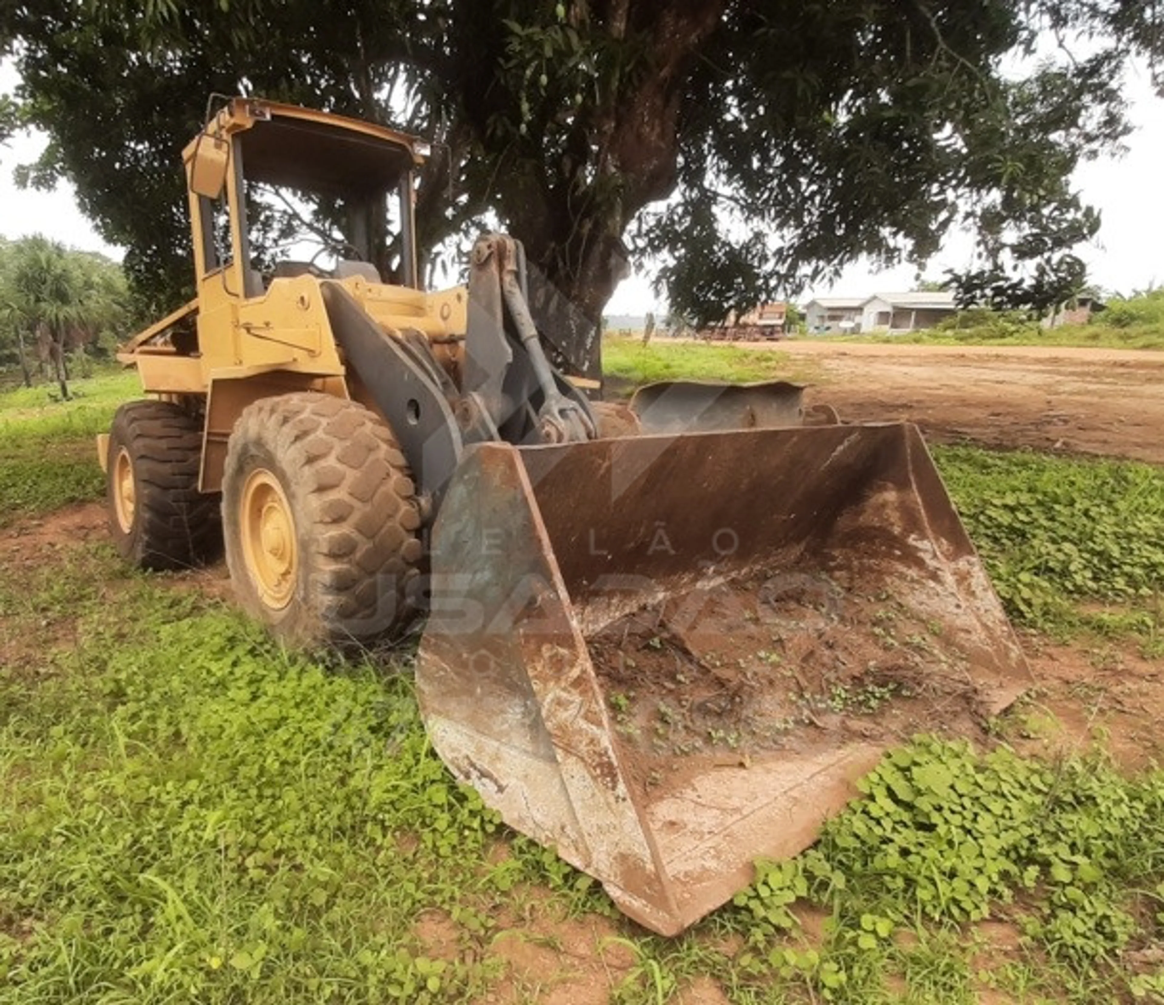 PÁ CARREGADEIRA VOLVO L90 LOTE 109407