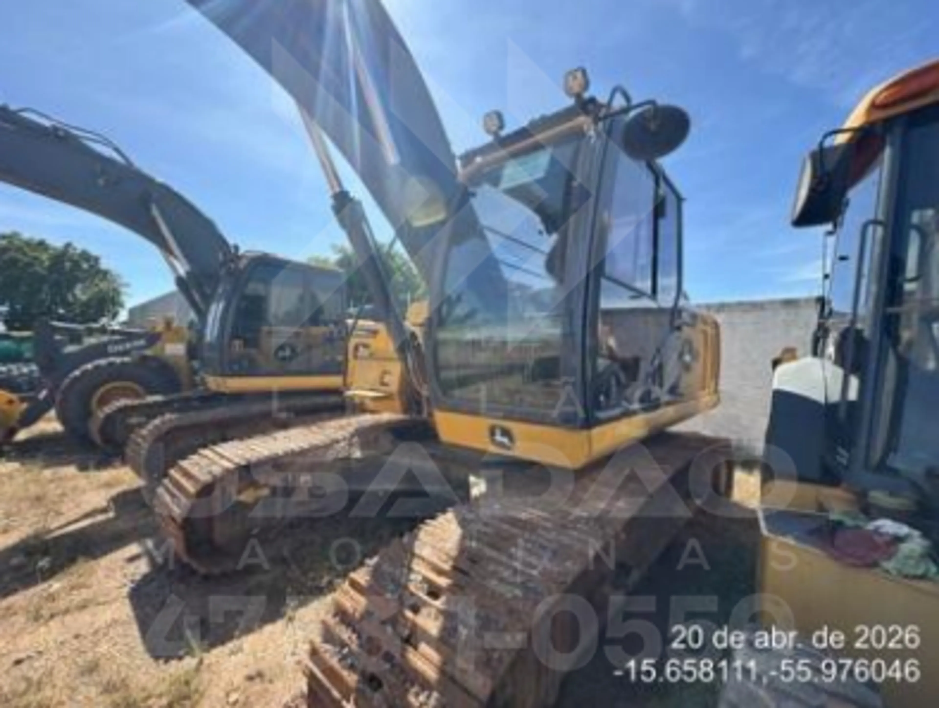 ESCAVADEIRA JOHN DEERE 210G ANO 2022 LOTE 109644