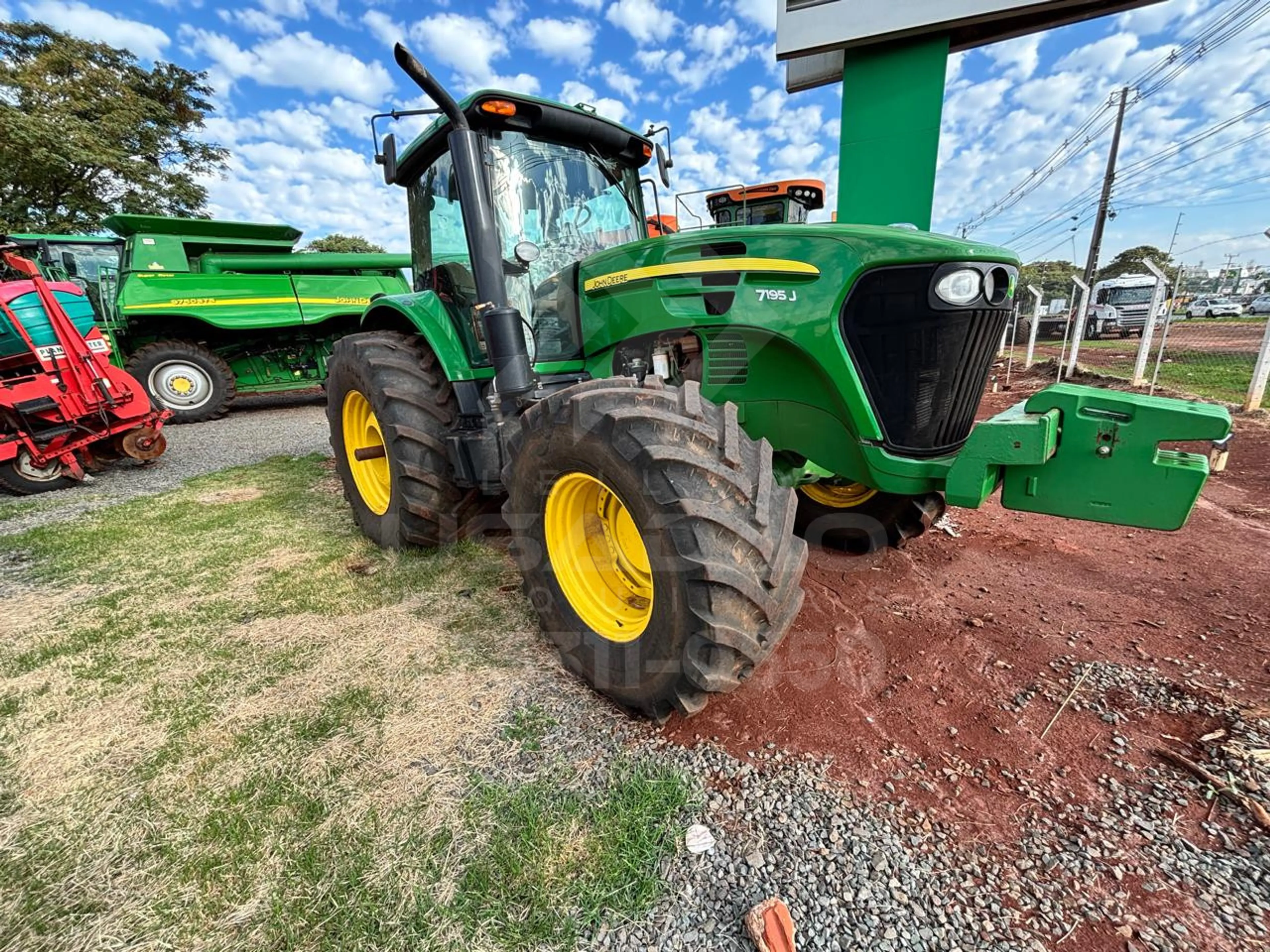 TRATOR JOHN DEERE 7195J LOTE 109721