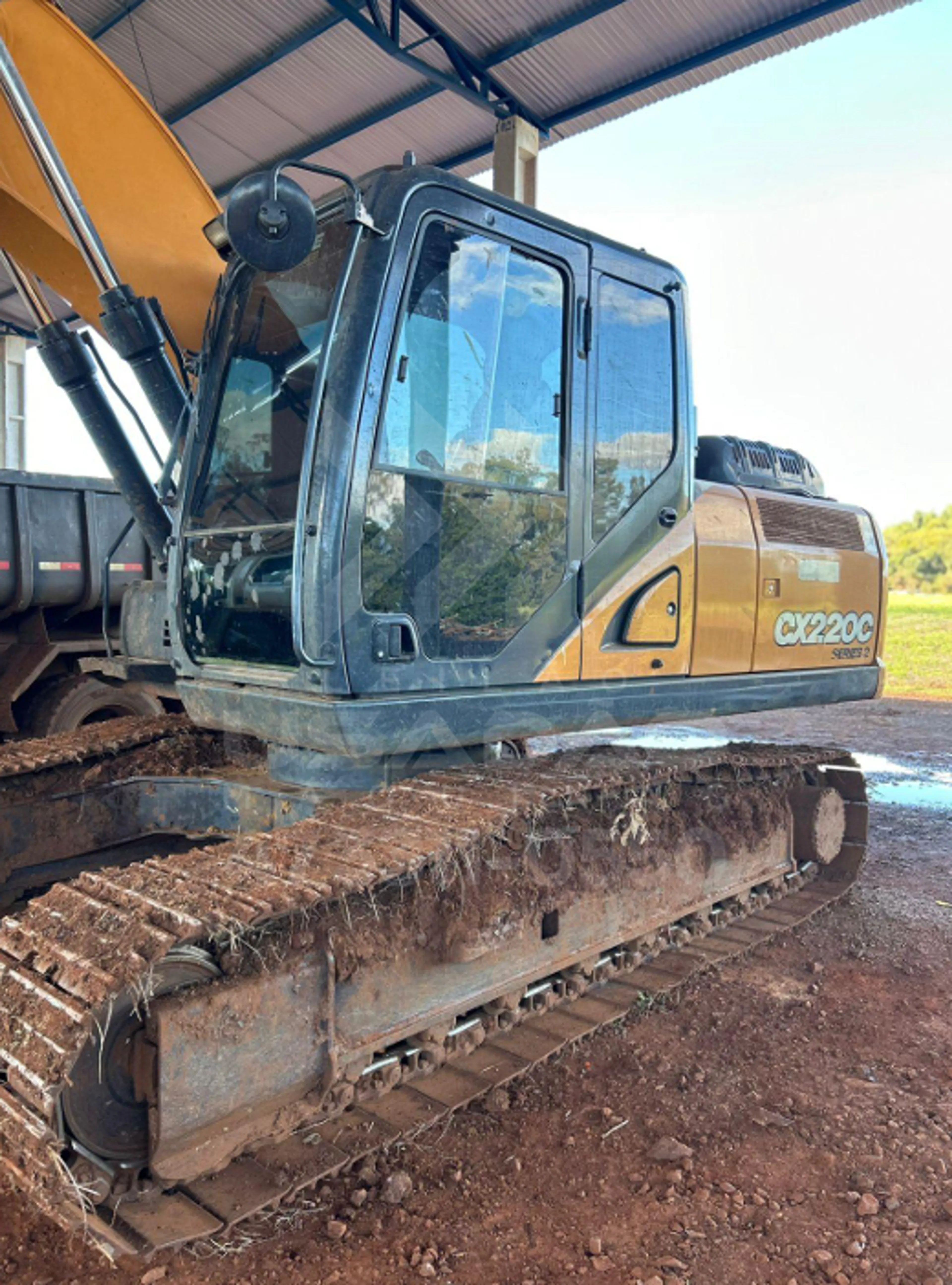 ESCAVADEIRA CASE CX-220 LOTE 109731